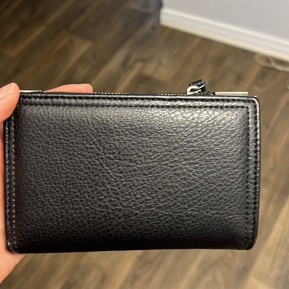 Jessica Simpson Small Wallet - Picture 2 of 6